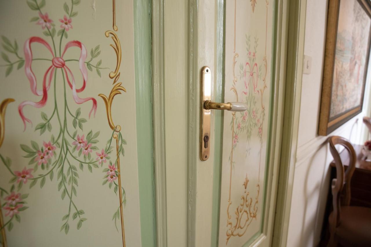 Villa Maria Teresa Vendicio エクステリア 写真